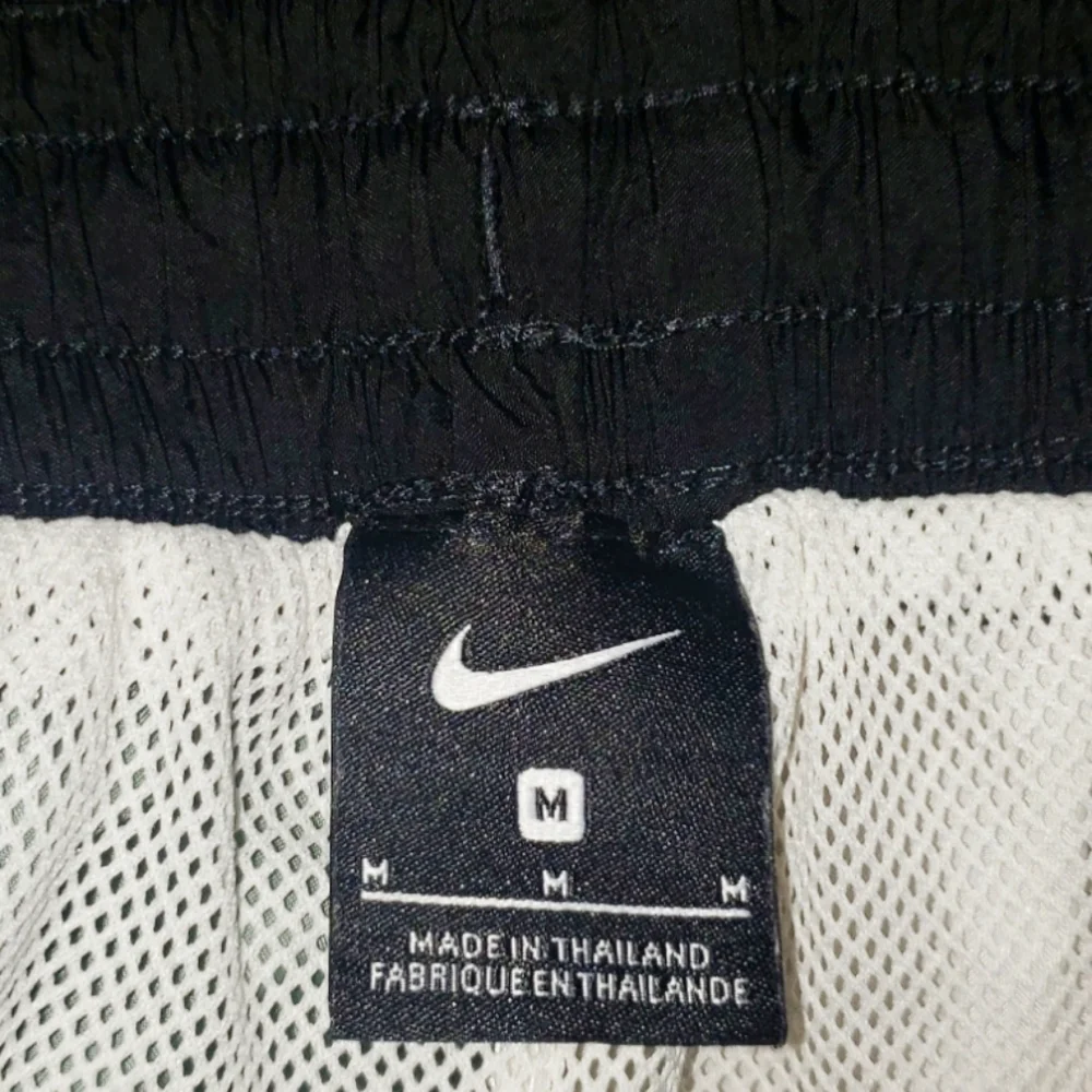 ‼️SOLD‼️ Nike Dri-Fit Air Rare Throwback Futura Spellout Colorblock Shorts - Picture 6 of 13